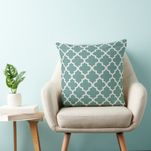 Modernes Juniper Green und White Quatrefoil Patter Kissen