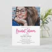 Modernes Kalligrafie-Brautparty-Foto Einladung (Stehend Vorderseite)