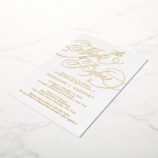 Modernes Kalligraphie zeitloses Gold Die Nacht zuv Folieneinladung (Gedreht)