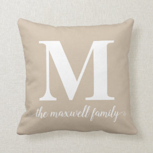 Modernes Klassisches Rustikales Beige Monogram-Fam Kissen