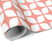 Modernes korallenrotes geometrisches Packpapier (Rolleneckpunkt)