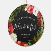 Modernes Kranz-Foto Neuvermählt Erste Weihnachten Keramik Ornament (Links)