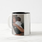 Modernes, kundenspezifisches zweiseitiges Foto Zweifarbige Tasse (Vorderseite Links)