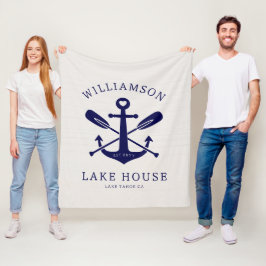 Modernes Lake House Familienname Nautic | Navy Blu Fleecedecke