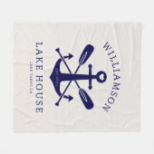 Modernes Lake House Familienname Nautic | Navy Blu Fleecedecke (Vorderseite (Horizontal))