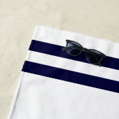 Modernes Lake House Familienname Nautic White Blue Strandtuch (Beispiel)