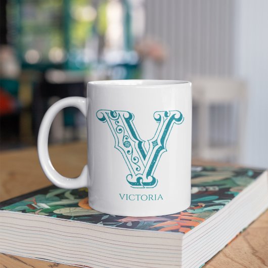 Modernes Letter V Monogram Name Coffee Tasse