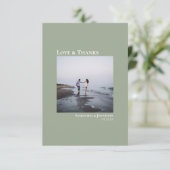 Modernes Liebe & dank Sage Green Foto Karte (Stehend Vorderseite)