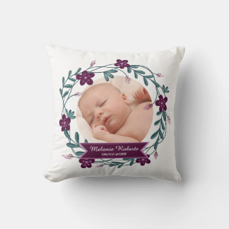 Modernes Lila Blumenkraut Baby Foto Keepake Kissen