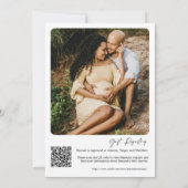 Modernes Lila Boho Baby Dusche QR Code Foto Einladung (Rückseite)