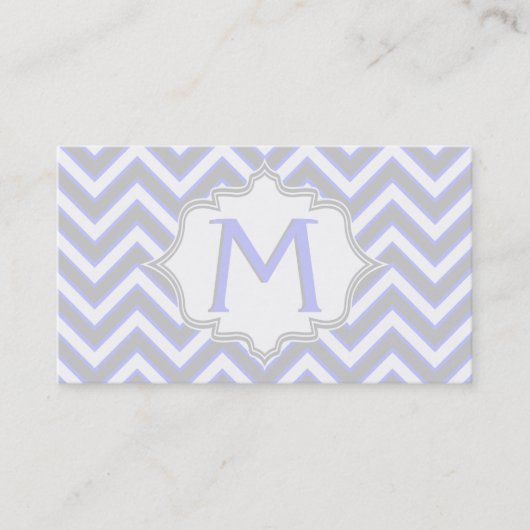 Modernes lila, graues Zickzack Monogramm Visitenkarte (Vorderseite)