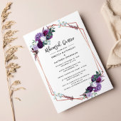 Modernes Lila Hochzeitsessen mit floralen Proben Einladung