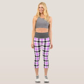 Modernes Lila Kariertes Tartan-Muster Capri Leggings (Vorderseite)
