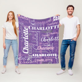 Modernes Lila rosa Wiederholungsname Graffiti-Must Fleecedecke