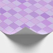 Modernes Lila Scheckpapier Geschenkpapier (Ecke)