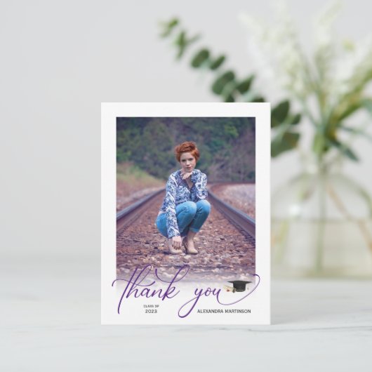 Modernes Lila Script FotoGraduation Vielen Dank Postkarte (Stehend Vorderseite)