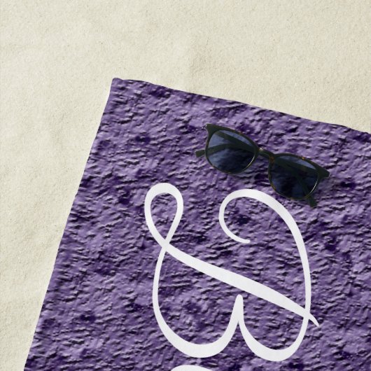 Modernes Lila Strandtuch (Beispiel)