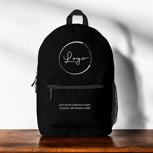 Modernes Logo für Black Business Bedruckter Rucksack