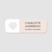 Modernes Logo für Mitarbeiter Rosa Rosa Grau Namensschild (Vorderseite)