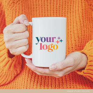 Modernes Logo mit weißer Markenbezeichnung Kaffeetasse