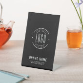 Modernes Logo-Unternehmen Sockelschild (In SItu)