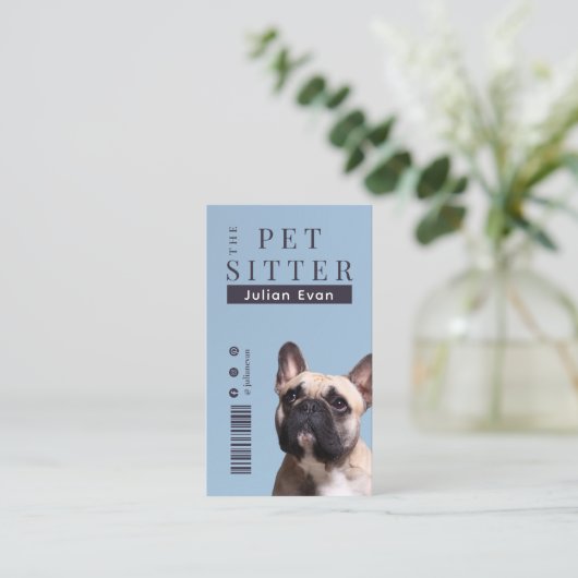 Modernes Magazin Cover Dog Trainer Pet Sitter Visitenkarte (Stehend Vorderseite)