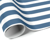 Modernes Marine-Blau-weißes Streifen-Muster Geschenkpapier (Rolleneckpunkt)