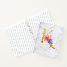 Modernes Marmorwasser goldenes Monogramm Letter K Notizblock