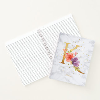 Modernes Marmorwasser goldenes Monogramm Letter K Notizblock