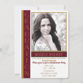 Modernes Maroon Gold Graduate Party Graduate Foto Einladung (Vorderseite)