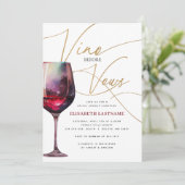 Modernes Merlot Gold Vino vor Vows Brautparty Einladung (Stehend Vorderseite)