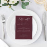 Modernes Merlot-Hochzeitmenü mit vielen Dankeschön Menükarte<br><div class="desc">Merlot / Burgund / Wine Wedding Menü: Dieses moderne Hochzeitsmenü verdoppelt sich als Dankeschön. Es enthält handgeschriebenen Text auf einem Merlot-Hintergrund auf der Vorderseite mit einer netten Dankeschön-Nachricht auf der Rückseite. Es ist das perfekte zweiseitige Hochzeitsmenü,  das sowohl als Menü als auch als Geschenk dient.</div>