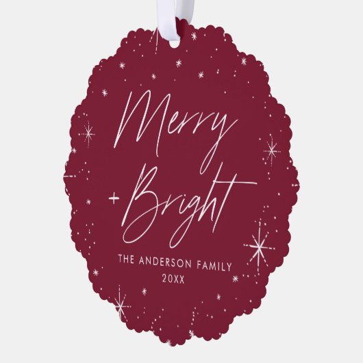Modernes Merry and Bright Burgundy Holiday Foto Ornament Karte (Links)