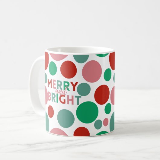Modernes Merry & Bright Simple Polka Dot Muster Kaffeetasse (Vorderseite Links)