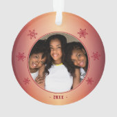 Modernes Metallisches Rotes Schneeflocken-Foto Ornament (Rückseite)