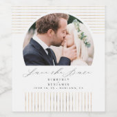 Modernes Minimal Bohemisches Save the Date Foto Weinetikett (Einzelnes Label)