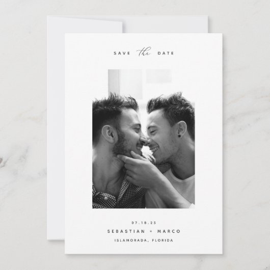 Modernes Minimal | Einfaches elegantes vertikales  Save The Date (Vorderseite)