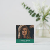 Modernes Minimal-Emerald-Fotograf QR-Code-Foto Quadratische Visitenkarte (Stehend Vorderseite)