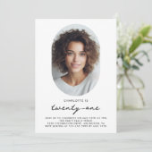 Modernes Minimal Foto 21. Geburtstag Einladung (Stehend Vorderseite)