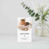 Modernes Minimal-Hochzeitfotograf-Rundfunk-Foto Visitenkarte (Stehend Vorderseite)