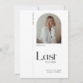 Modernes Minimal "Last Fling" Bachelorette Foto Einladung (Vorderseite)