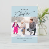 Modernes Minimal Light Blue Foto Frohe Weihnachten (Stehend Vorderseite)