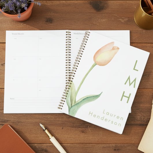 Modernes Minimal Pfirsichfarben Tulip Monogramm Planer