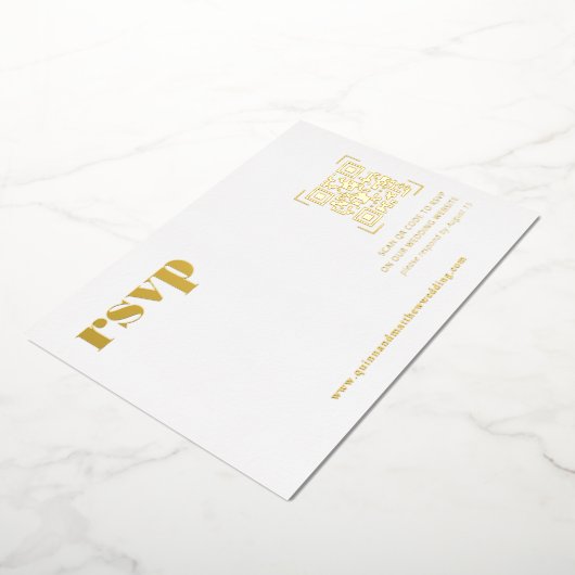 Modernes Minimal | QR Code Wedding RSVP Card Folieneinladung (Gedreht)
