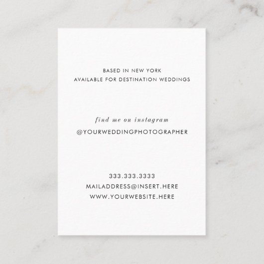 Modernes Minimal Schwarz-weiß 1 Foto Vertikal Visitenkarte (Rückseite)