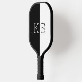 Modernes Minimal Schwarz/Weiß Monogramm Pickleball Schläger (Links)