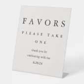 Modernes Minimales Brautparty begünstigt Typografi Sockelschild (Vorderseite)