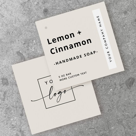 Modernes, minimales Etikett mit hellbraunem Quadra