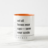 Modernes, minimales Geschenk für Krankenpfleger Zweifarbige Tasse (Mittel)