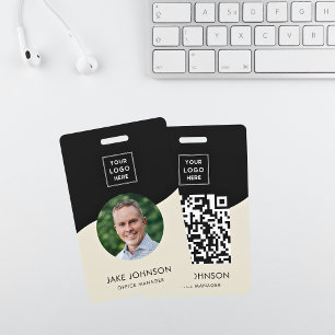 Modernes minimales QR Code Abzeichen für Beige Mit Ausweis